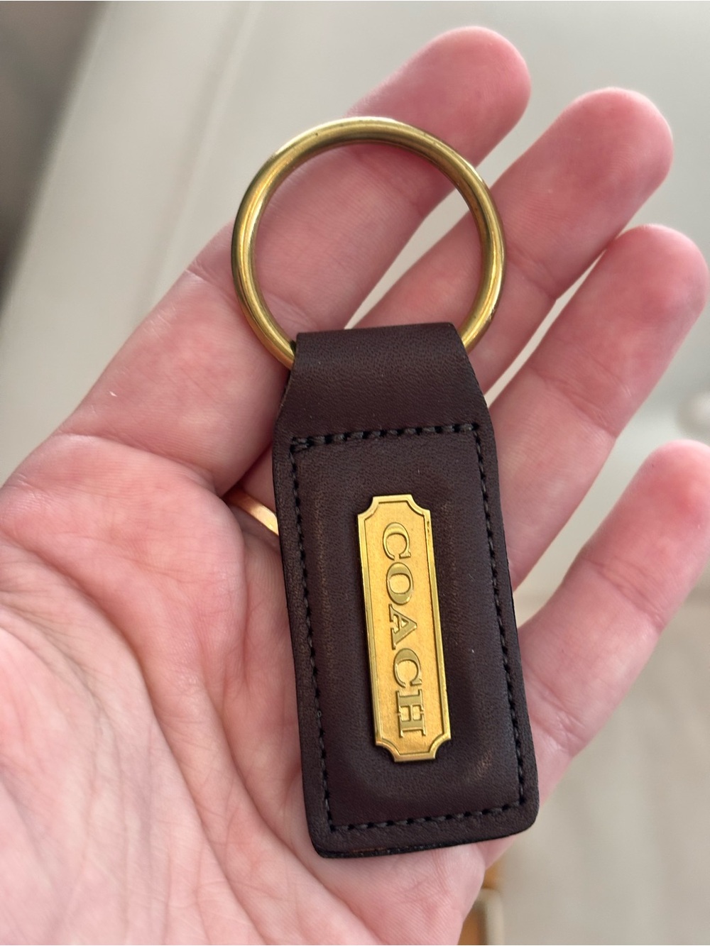 COACH Vintage “Old Coach” Brown Leather Key Fob Keychain W/ Box - Picture 3 of 7